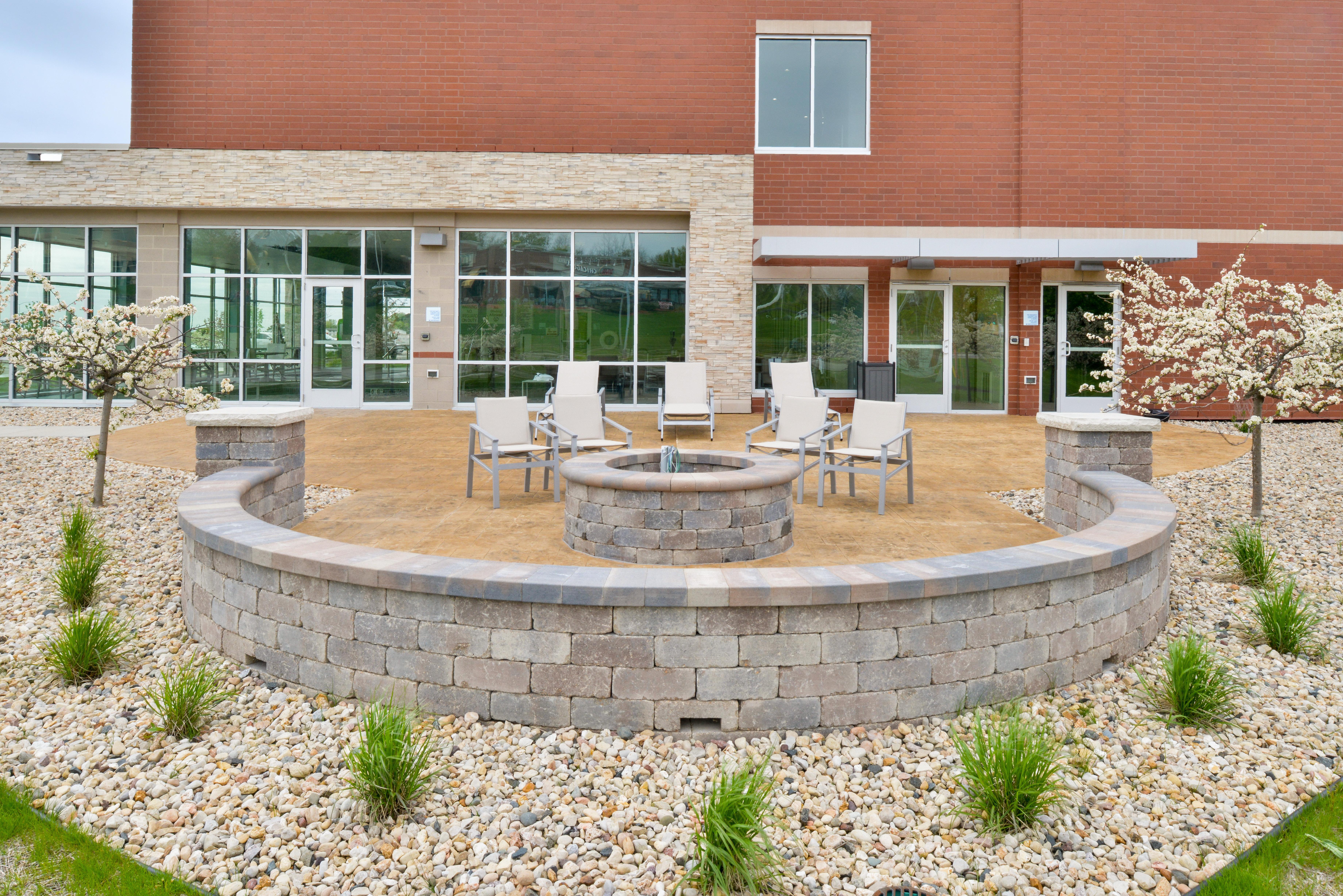 Holiday Inn Express & Suites Madison By Ihg Zewnętrze zdjęcie